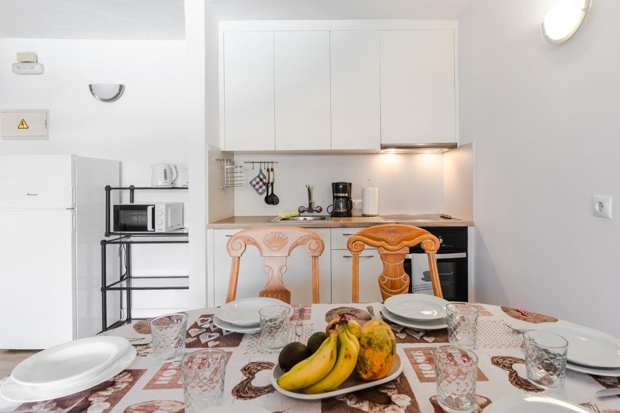 Oceanfront 2 Bedrooms Holiday Home In Tenerife South 산미겔데아보나 외부 사진