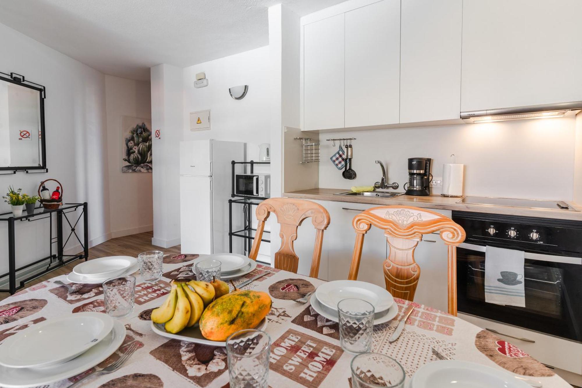 Oceanfront 2 Bedrooms Holiday Home In Tenerife South 산미겔데아보나 외부 사진
